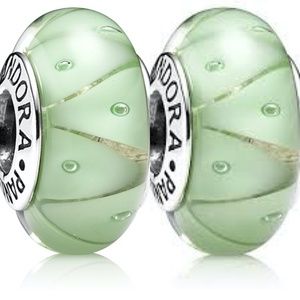 💚2 RETIRED💚Pandora Murano Looking Glass Charms